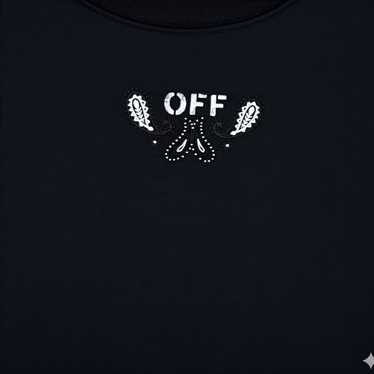 Off-White™ Minimal Logo T-Shirt in Black