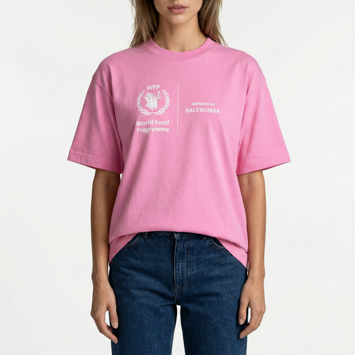 Balenciaga x World Food Programme Logo T-Shirt in Pink